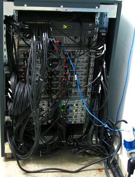 Cluster 2014 10 traseira